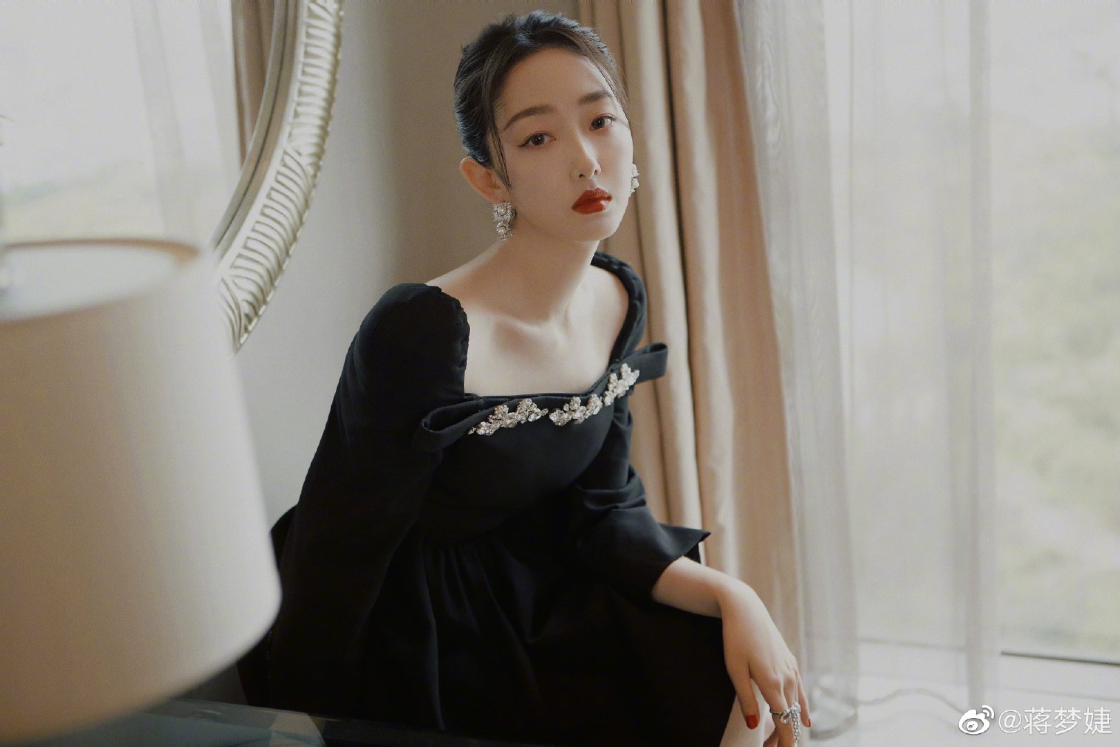 蒋梦婕一字带高跟