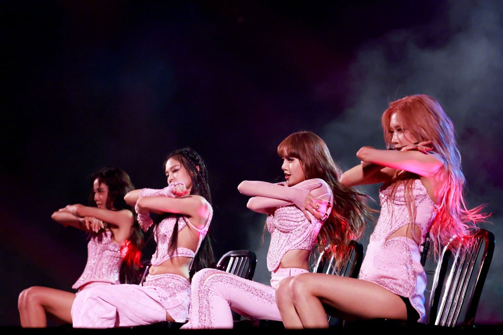 BLACKPINK花百万买衣服 韩国潮牌与电商新风口解析