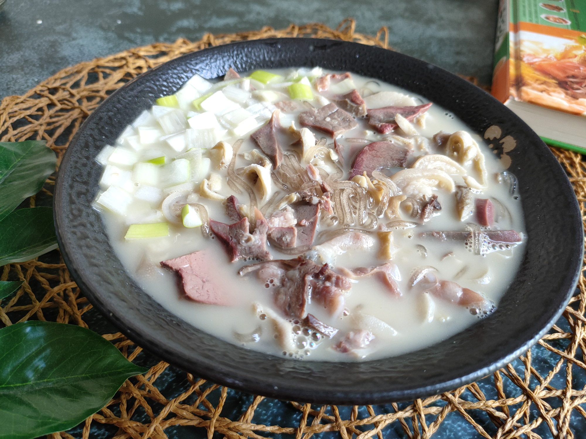 煮羊杂汤记住2不放2窍门汤白味鲜香浓无膻味