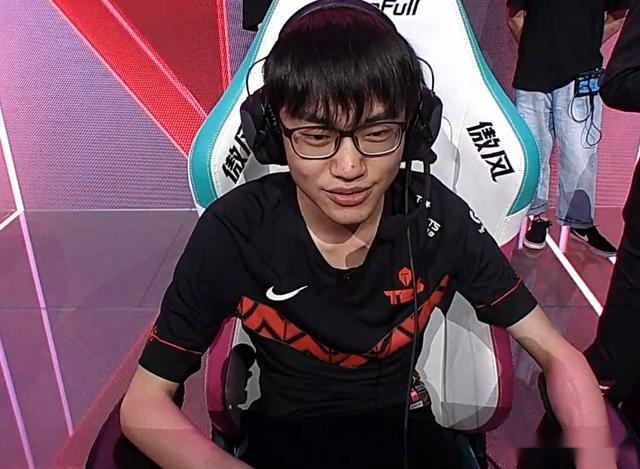 "恶心"主播临界两次,女方亲自回应