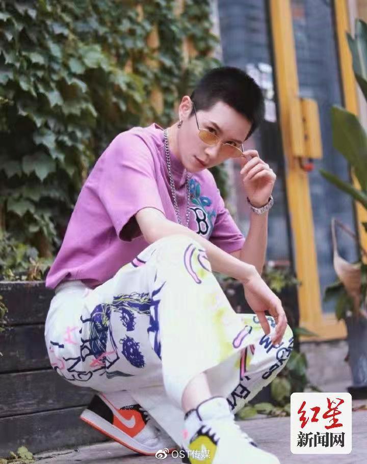 红星新闻网专访OST达人 @玉总Lesley休闲区蓝鸢梦想 - Www.slyday.coM