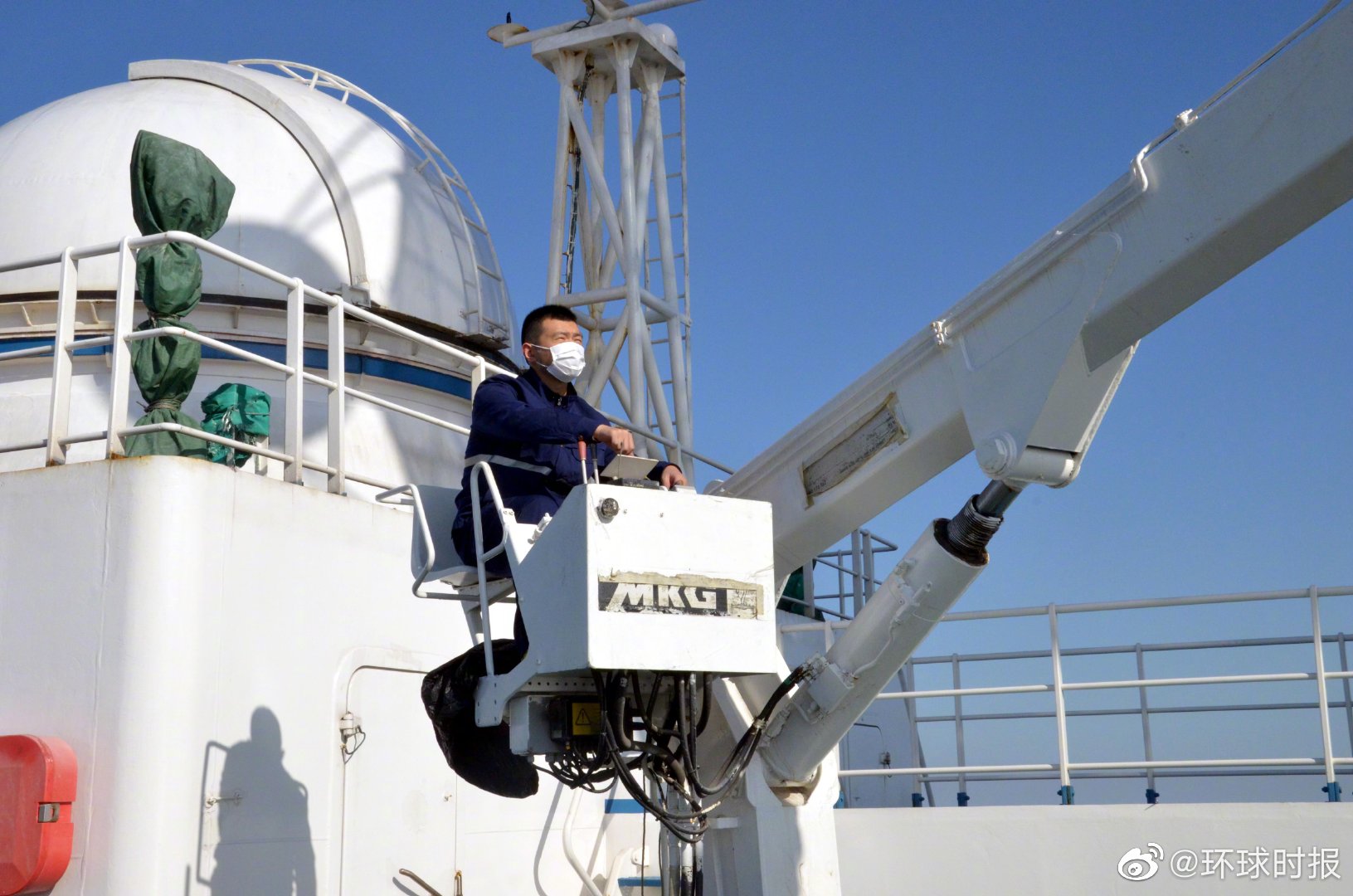 远望5号船圆满完成第五十四颗北斗导航卫星海上测控任务