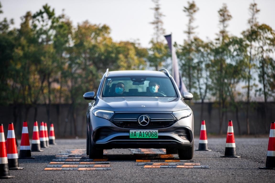 试驾|全新奔驰eqa&eqb,重塑豪华新能源标杆-新浪汽车