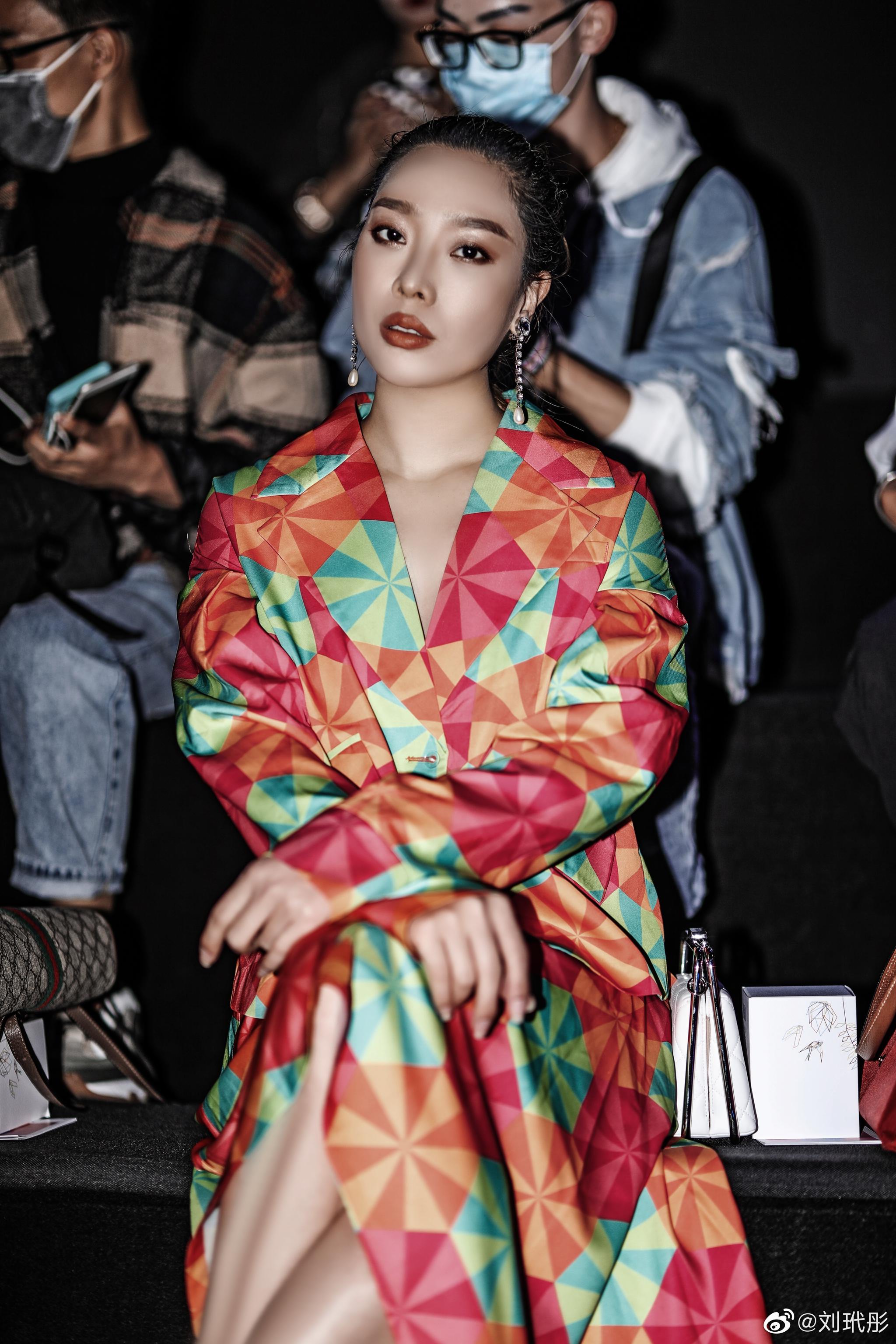 luyangbyyanglu ss21 感谢国际服装设计师@杨露luyang 的邀请