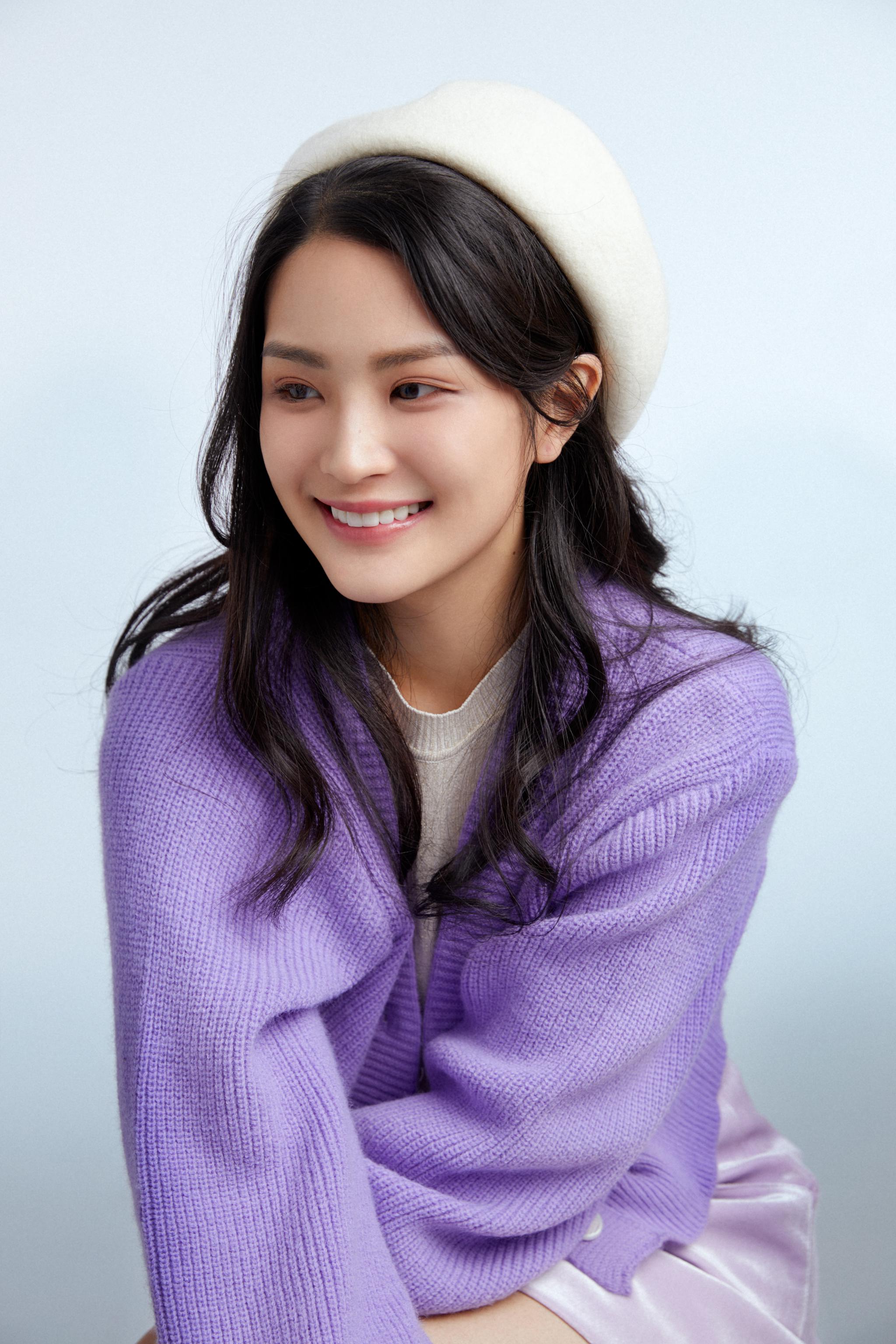 今日,新人演员@陈品如veronica 一组最新写真大片释出,镜头下……|ver