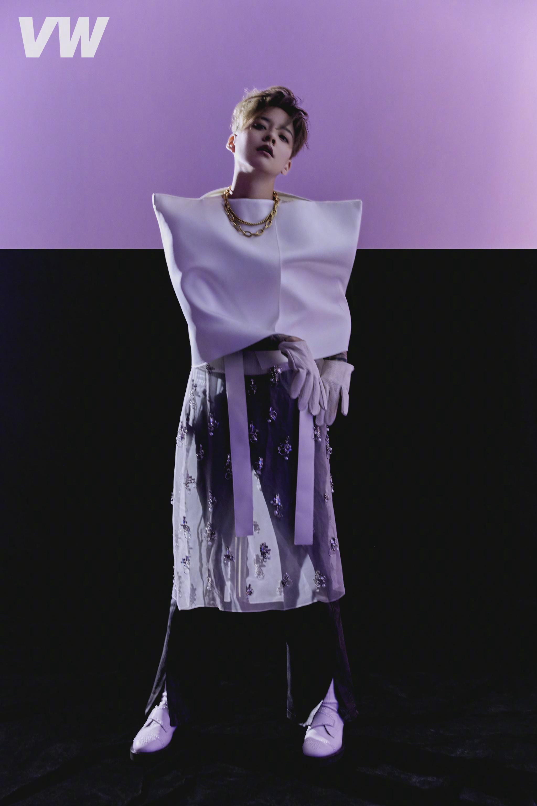 刘逸云vwmagazine纸刊首刊封面人物