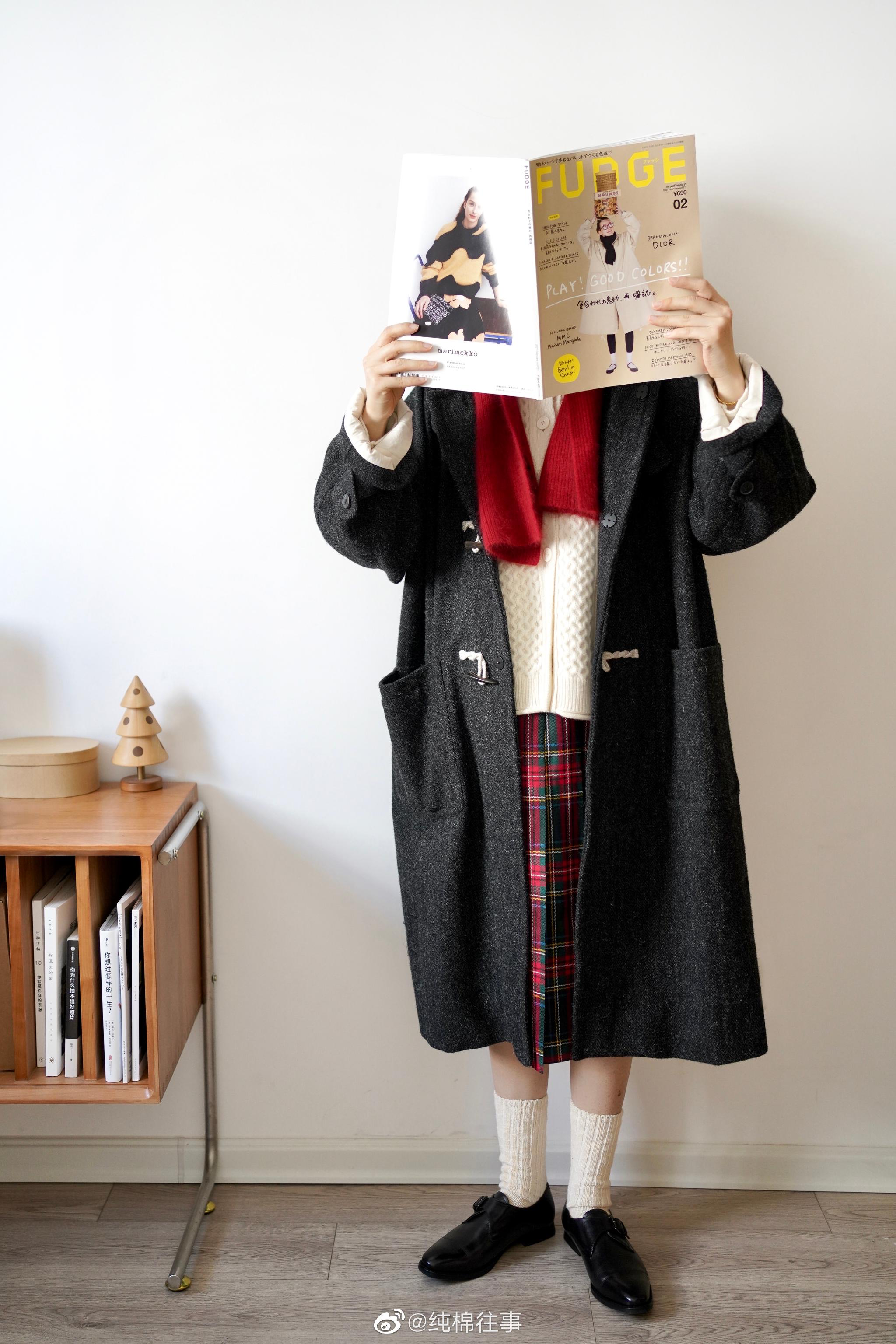 但是圣诞氛围感可不能丢,分享一下我的圣诞搭配给可爱的你们,一起