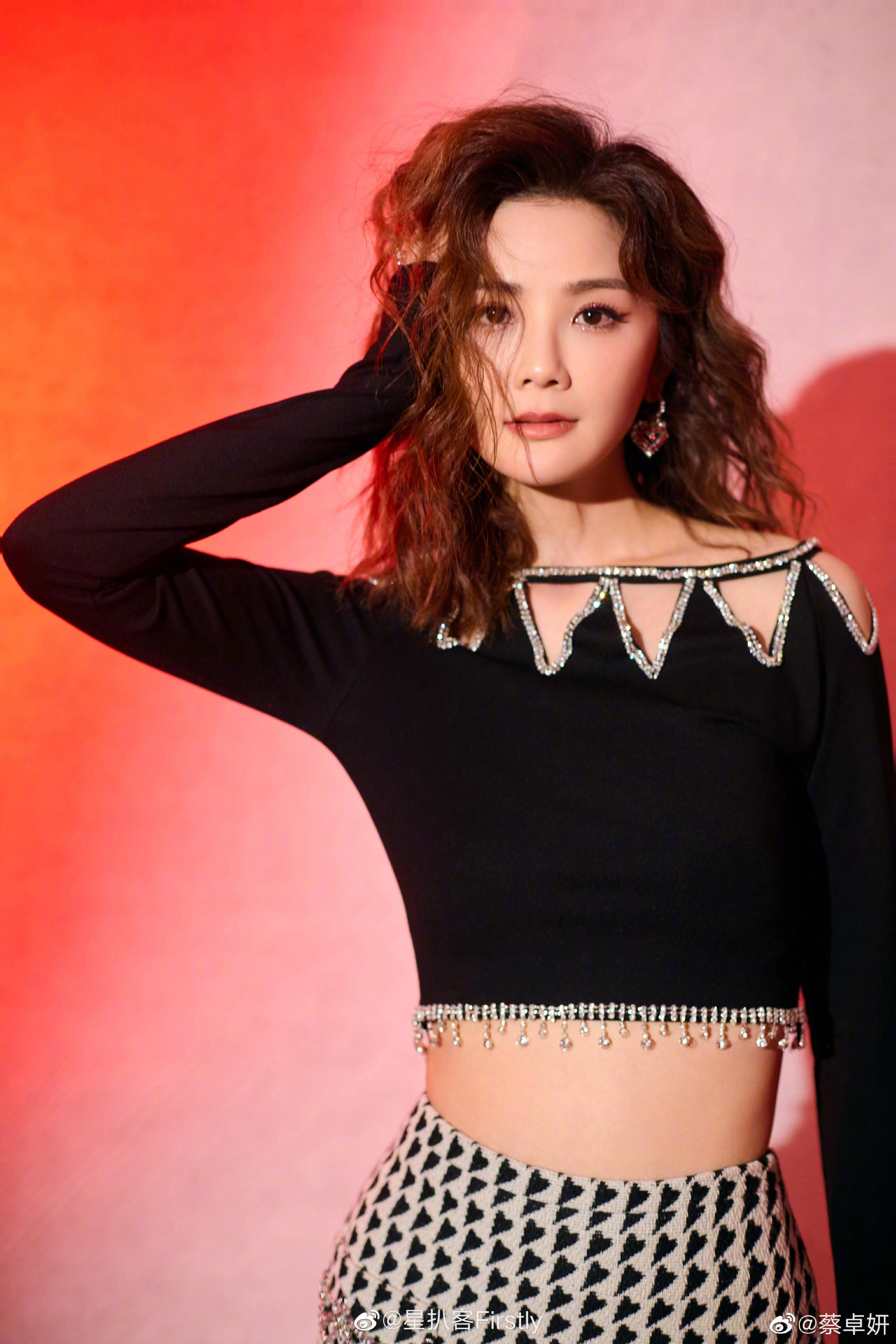 阿sa居然39岁了根本看不出来好嘛39有39的魅力啊