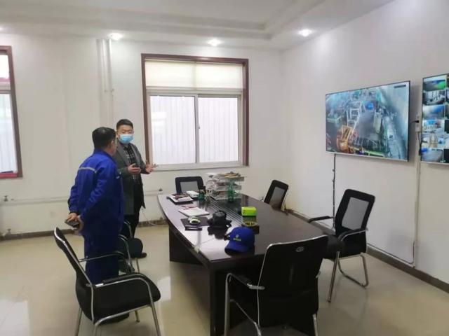 桃村镇领导深入企业督导春节期间安全生产关休闲区蓝鸢梦想 - Www.slyday.coM 桃村镇领导深入企业督导春节期间安全生产关休闲区蓝鸢梦想 - Www.slyday.coM