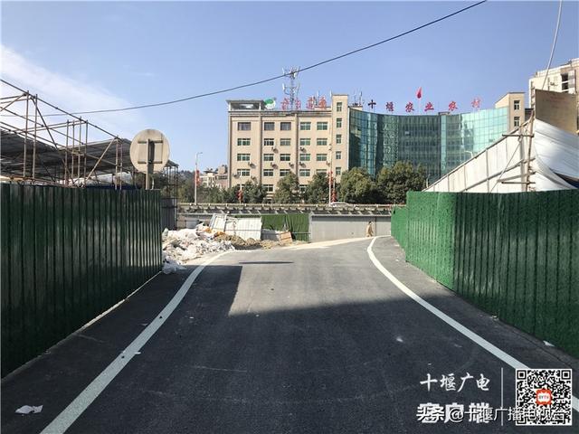 十堰广电讯(全媒体记者 陈伟 特约记者 罗忠 陈芳)2月26日,浙江路m