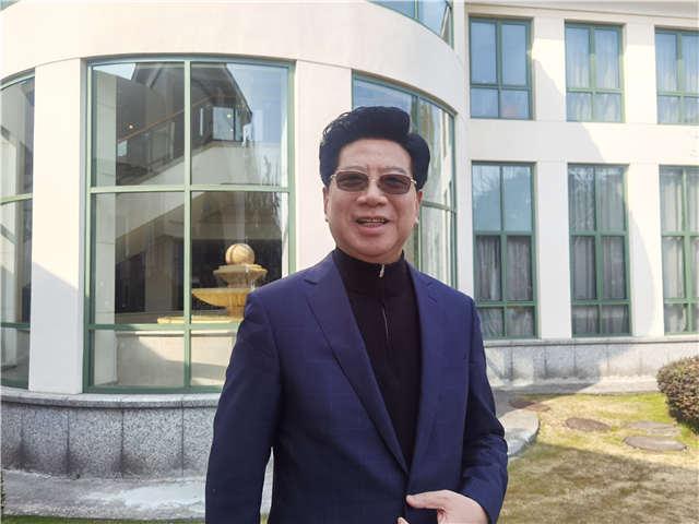 两会声音｜胡卫委员：建议出台“倦鸟归巢”计划，让35岁以上中青年有用武之地休闲区蓝鸢梦想 - Www.slyday.coM