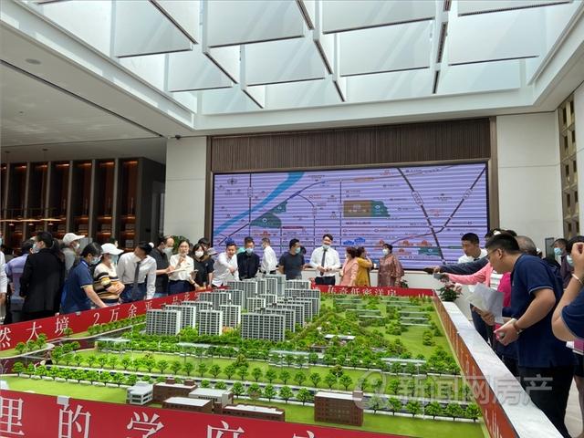 网传暂停4.25房贷利率?多地房贷利率回调?银行:不属实休闲区蓝鸢梦想 - Www.slyday.coM 网传暂停4.25房贷利率?多地房贷利率回调?银行:不属实休闲区蓝鸢梦想 - Www.slyday.coM