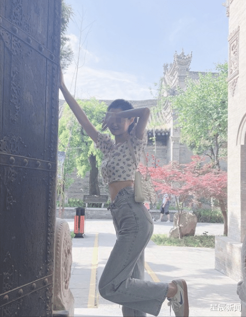 “你服毒了，我就给你道歉！”房东拒退押金，女大学生遭辱骂后服毒身亡休闲区蓝鸢梦想 - Www.slyday.coM