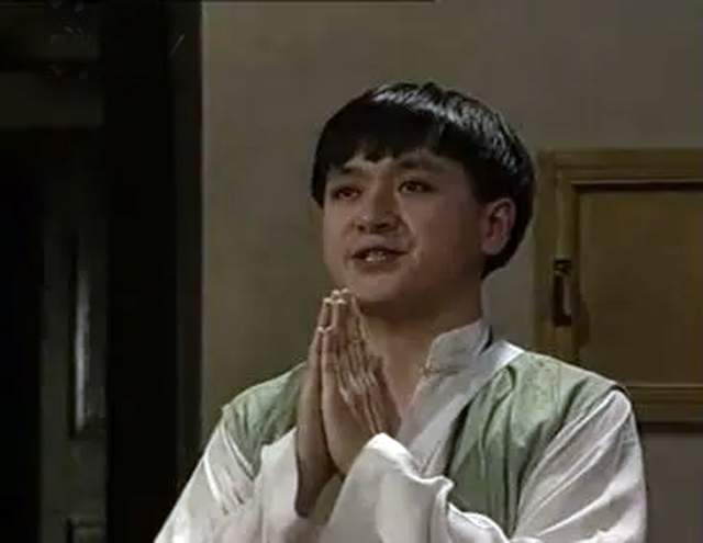 同样"星运"不佳的,还有在《我爱我家》中扮演孟昭阳的张永强.
