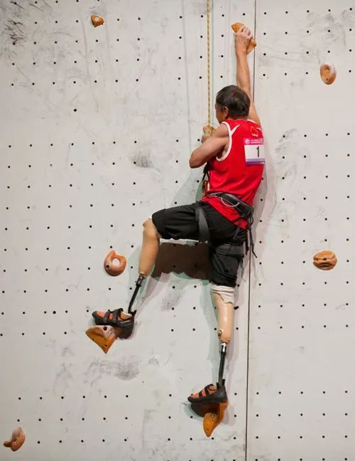 时代面孔｜夏伯渝：命运都拦不住的执拗休闲区蓝鸢梦想 - Www.slyday.coM