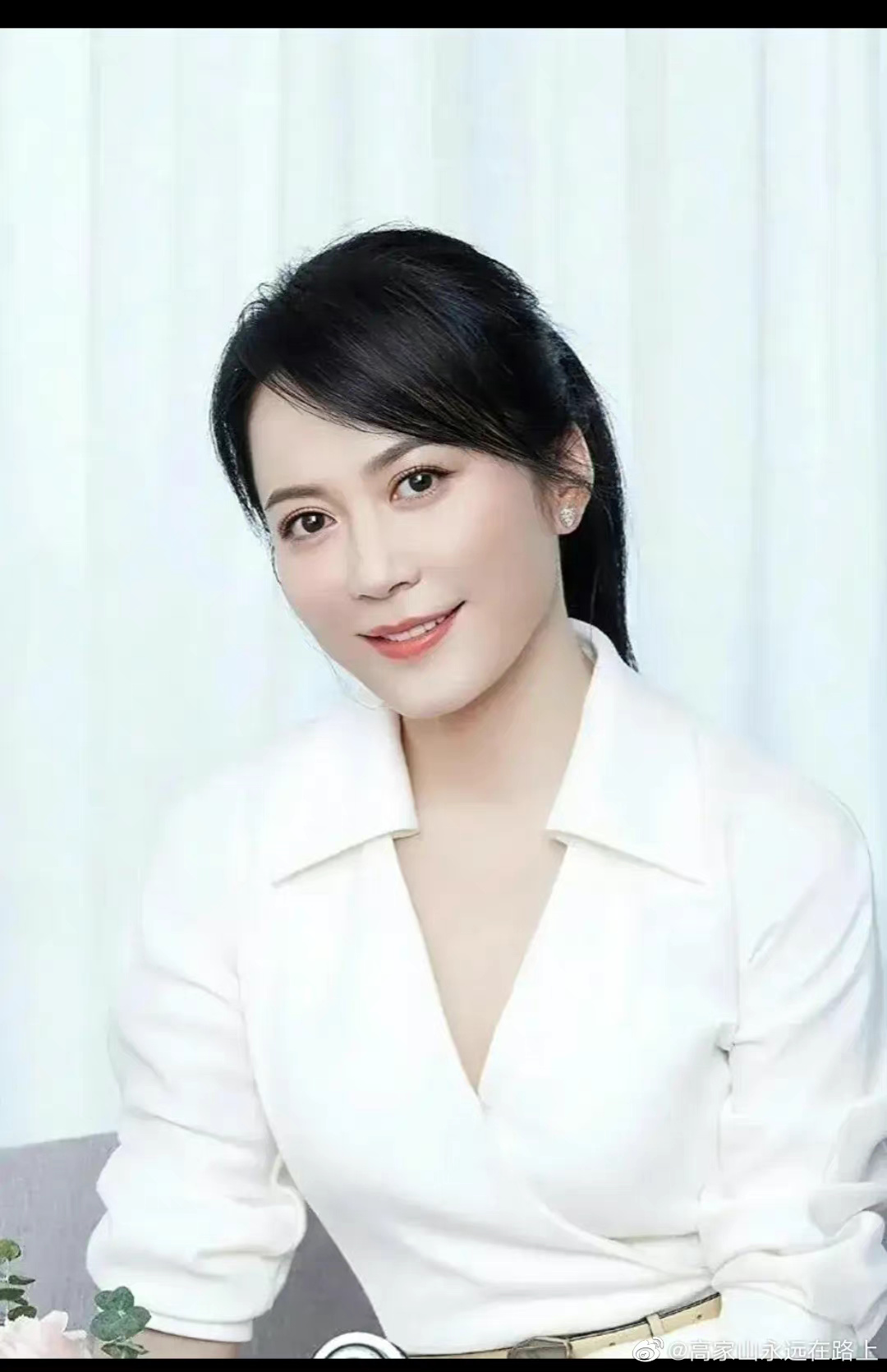 俞飞鸿这样的打扮看看哪一张完美好看