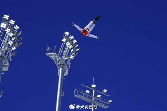 徐梦桃第一跳101.10分休闲区蓝鸢梦想 - Www.slyday.coM