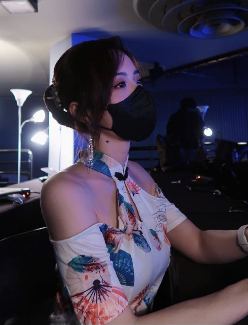 余霜ins晒照_高清图集_新浪网