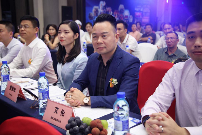 赋能中小企业助力中国品牌众一行创新创业研学中心启动仪式