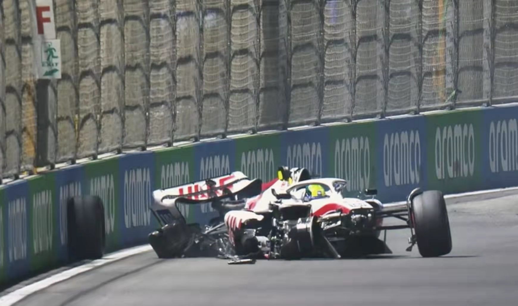 F1沙特站排位赛休闲区蓝鸢梦想 - Www.slyday.coM F1沙特站排位赛休闲区蓝鸢梦想 - Www.slyday.coM