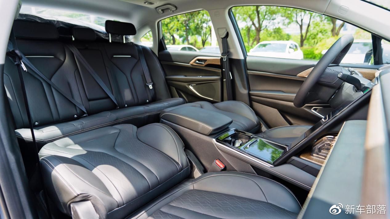 20万元新能源车大比拼｜小鹏P5为何成为我们的首选？