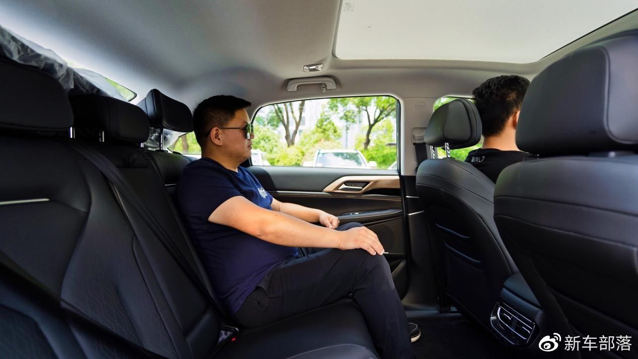 20万元新能源车大比拼｜小鹏P5为何成为我们的首选？