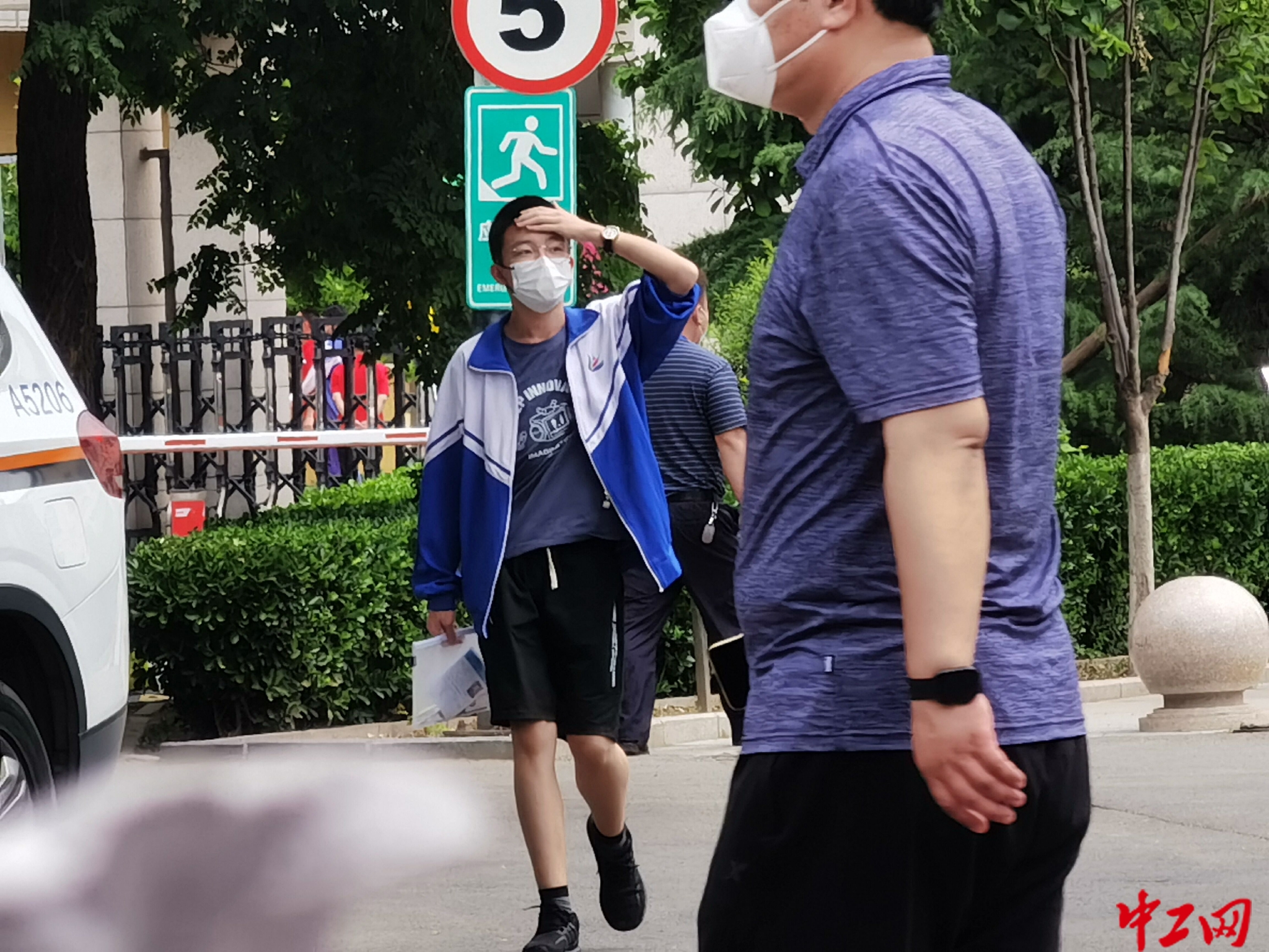 开考第一天!多图直击2022年北京高考现场休闲区蓝鸢梦想 - Www.slyday.coM