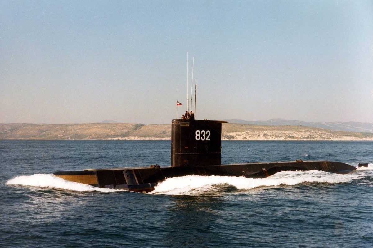 南斯拉夫人民军海军德拉瓦号小型潜艇_高清图集_新浪网