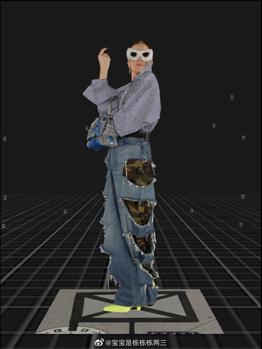 最近赛博朋克2077风很大balenciaga一点都不虚甚至可以说太in了