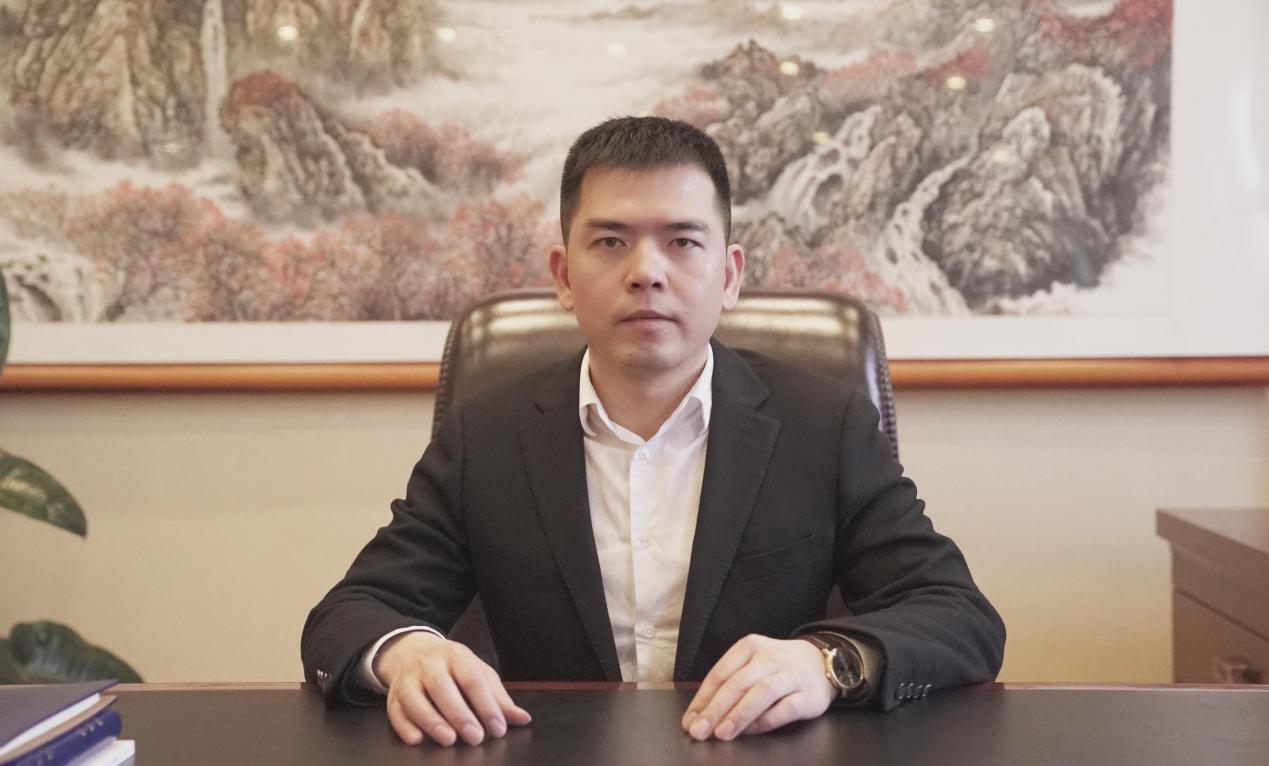 本期百v人物——新疆胡杨线缆制造有限公司总经理李杰尉新时代线缆