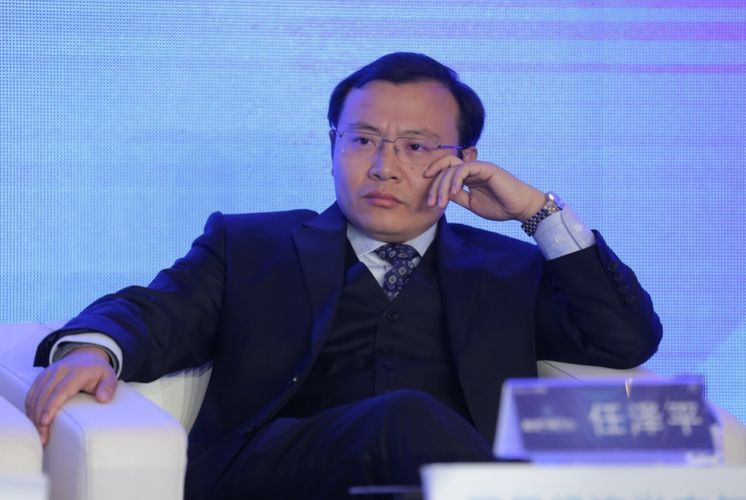 任泽平9天6次炮轰苹果！呼吁果粉们醒醒，不要再沦为“高端”韭菜休闲区蓝鸢梦想 - Www.slyday.coM