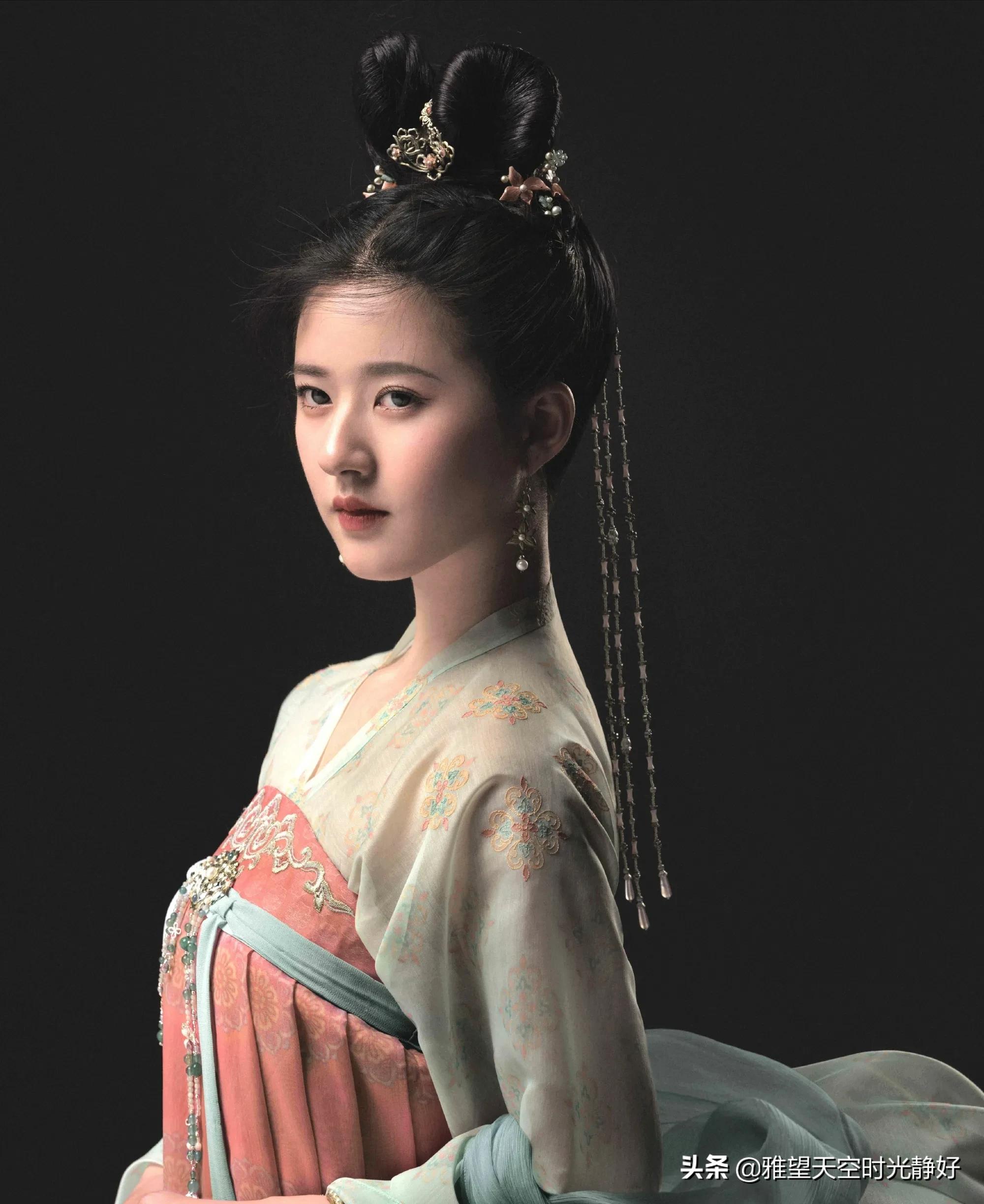 盘点三十位女明星的古装造型~谁才是你心中的“画中仙”呢?|古装|女明星|造型_新浪新闻