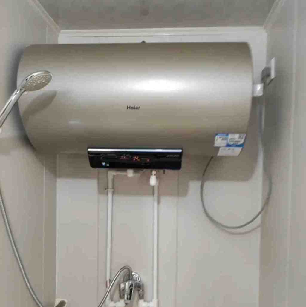 洗澡时电热水器到底要不要断电,为安全考虑,建议大家要谨慎休闲区蓝鸢梦想 - Www.slyday.coM 洗澡时电热水器到底要不要断电,为安全考虑,建议大家要谨慎休闲区蓝鸢梦想 - Www.slyday.coM