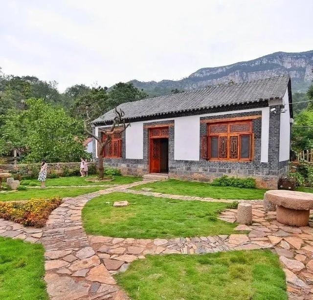 “一墩难求”?济南这对硕大号“冰墩墩”、“雪容融”火了!更火了这个物华天宝的打卡地!休闲区蓝鸢梦想 - Www.slyday.coM “一墩难求”?济南这对硕大号“冰墩墩”、“雪容融”火了!更火了这个物华天宝的打卡地!休闲区蓝鸢梦想 - Www.slyday.coM