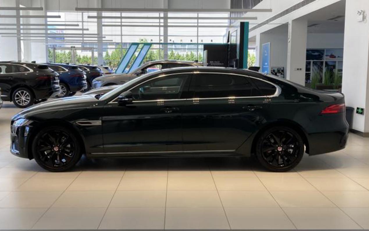 买bba的再等等新款捷豹xfl到店外观内饰都很耐看