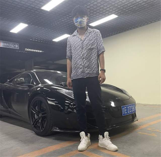 九天狐真把超跑卖了熊猫哥没生气反而支持他不忘初心是好事