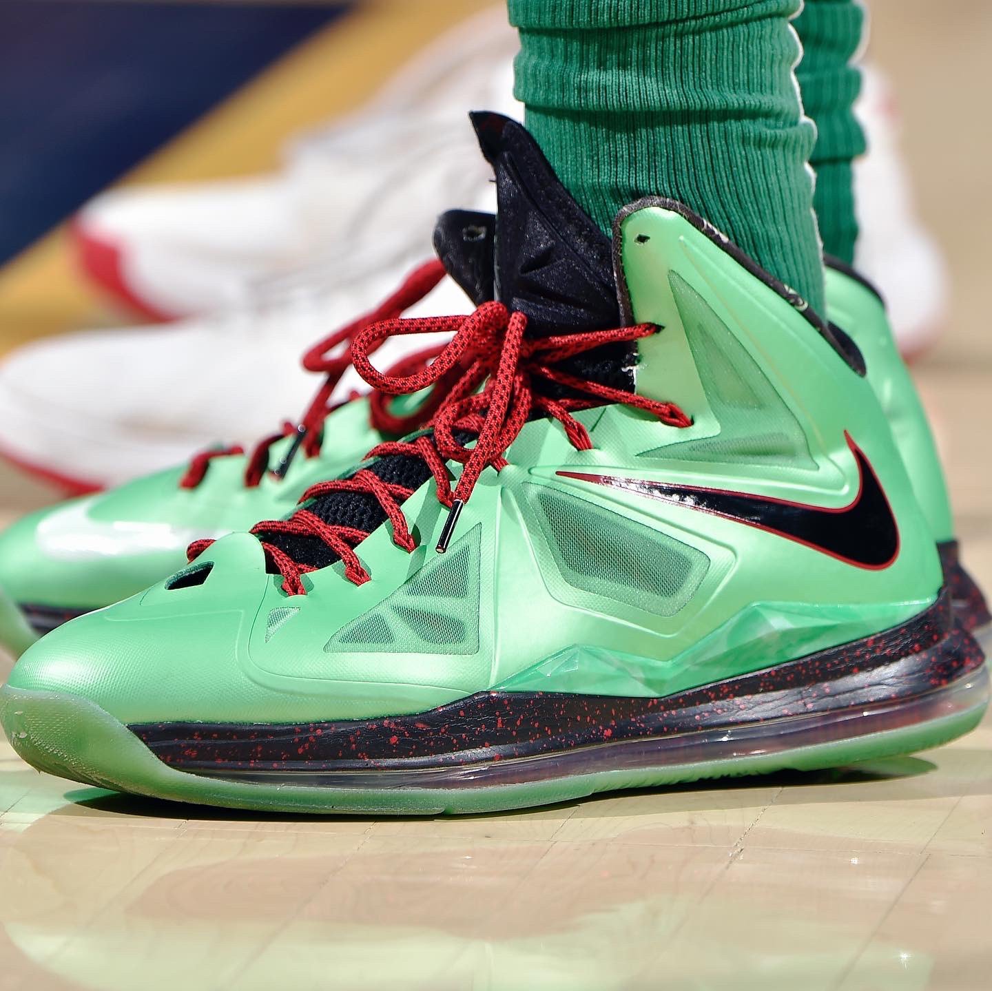 91 今日nba球员上脚球鞋马尔卡宁 lebron 12 elite 兰福德 lebr