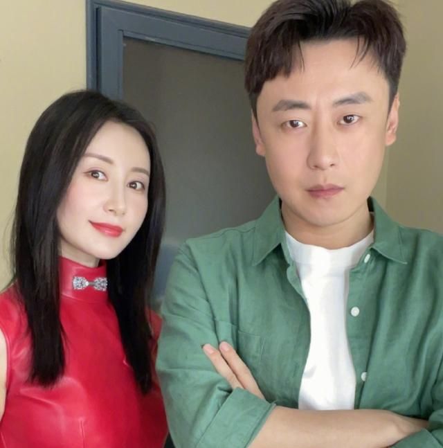 舒畅李滨同框拍照两位演员合作的魔幻手机至今没被超越