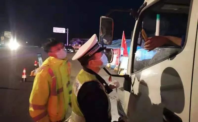 “疫”无反顾，冲锋向前！抗击疫情，湖南高警在行动！休闲区蓝鸢梦想 - Www.slyday.coM