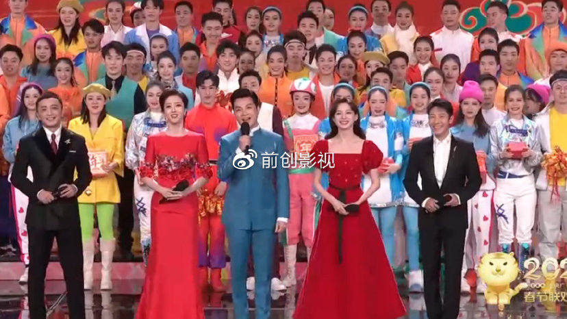 春晚主持人王嘉宁,靠《主持人大赛》逆袭,她为何被央视力捧?|马凡舒|撒贝宁|春节联欢晚会|龙洋|签约_新浪新闻