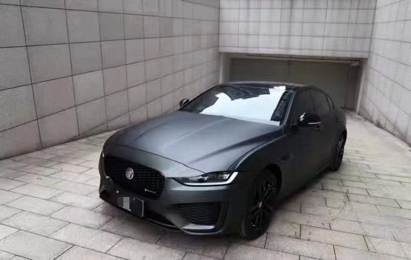 捷豹xel改色神秘绿 低调中的小豹子