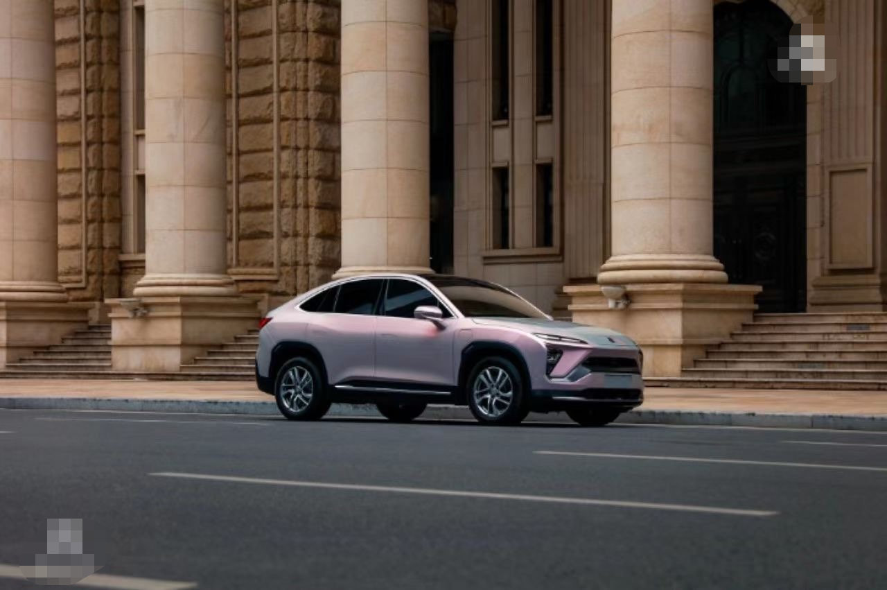 蔚来ec6改色梦幻灰 真是诗意般的存在