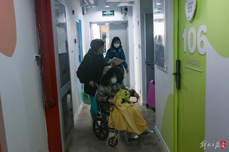 把房间留给“难中难”,上海重症儿童互助公寓,给求医的孩子一个“家”……休闲区蓝鸢梦想 - Www.slyday.coM 把房间留给“难中难”,上海重症儿童互助公寓,给求医的孩子一个“家”……休闲区蓝鸢梦想 - Www.slyday.coM