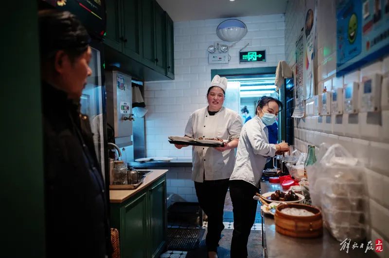 只剩最后一周,上海人纷纷赶来打卡!富春小笼闭店后何去何从?最新消息休闲区蓝鸢梦想 - Www.slyday.coM 只剩最后一周,上海人纷纷赶来打卡!富春小笼闭店后何去何从?最新消息休闲区蓝鸢梦想 - Www.slyday.coM