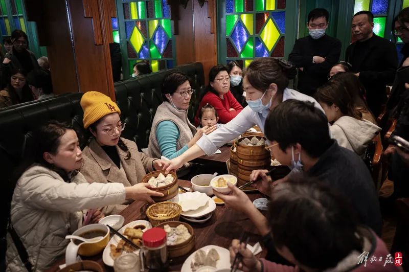 只剩最后一周,上海人纷纷赶来打卡!富春小笼闭店后何去何从?最新消息休闲区蓝鸢梦想 - Www.slyday.coM 只剩最后一周,上海人纷纷赶来打卡!富春小笼闭店后何去何从?最新消息休闲区蓝鸢梦想 - Www.slyday.coM