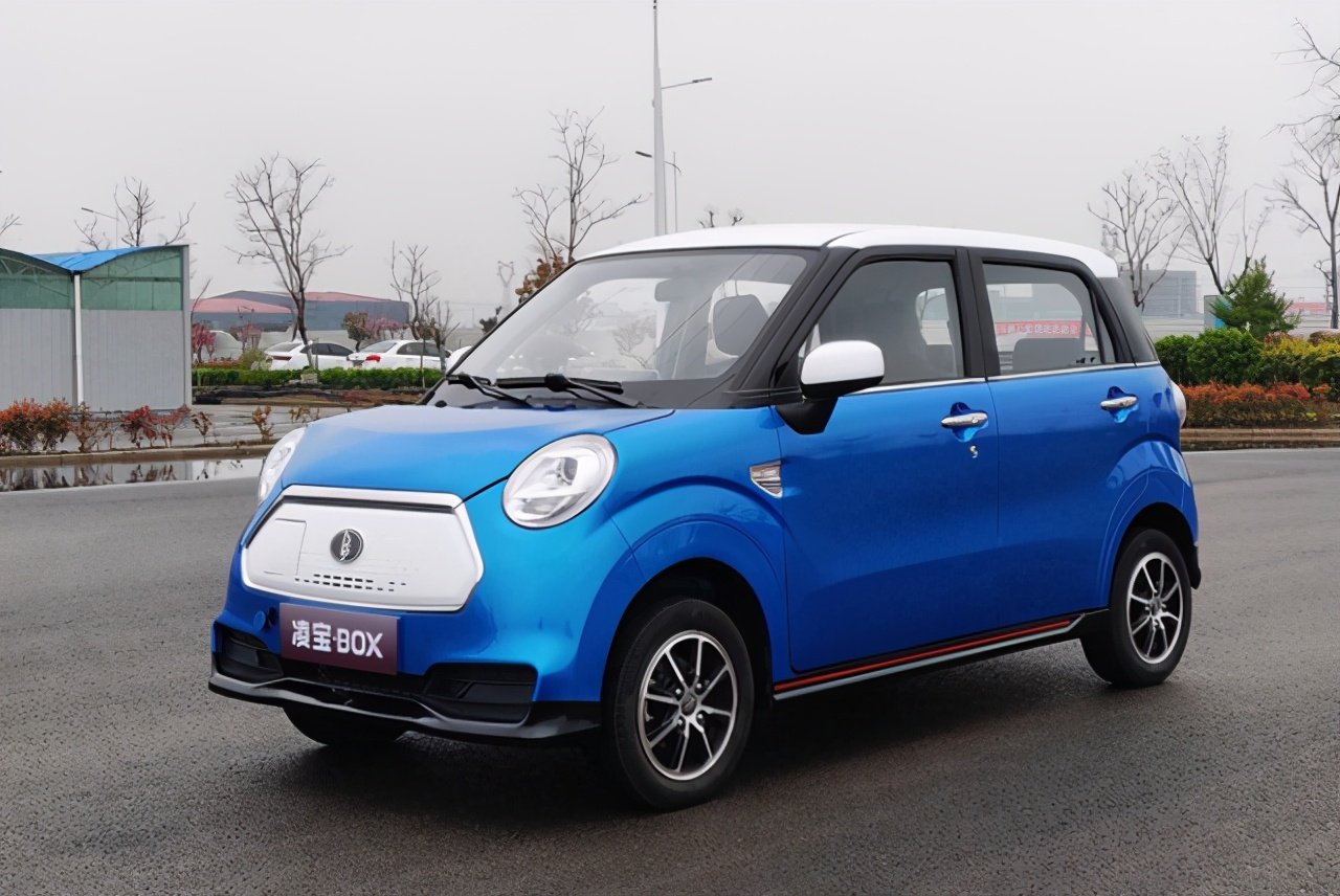 新增50款纯电12款插电车型免征车辆购置税