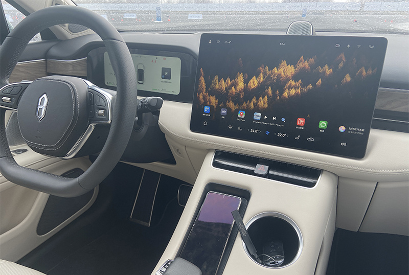 试驾aito问界m5 揭开"华为新车"的神秘面纱-新浪汽车