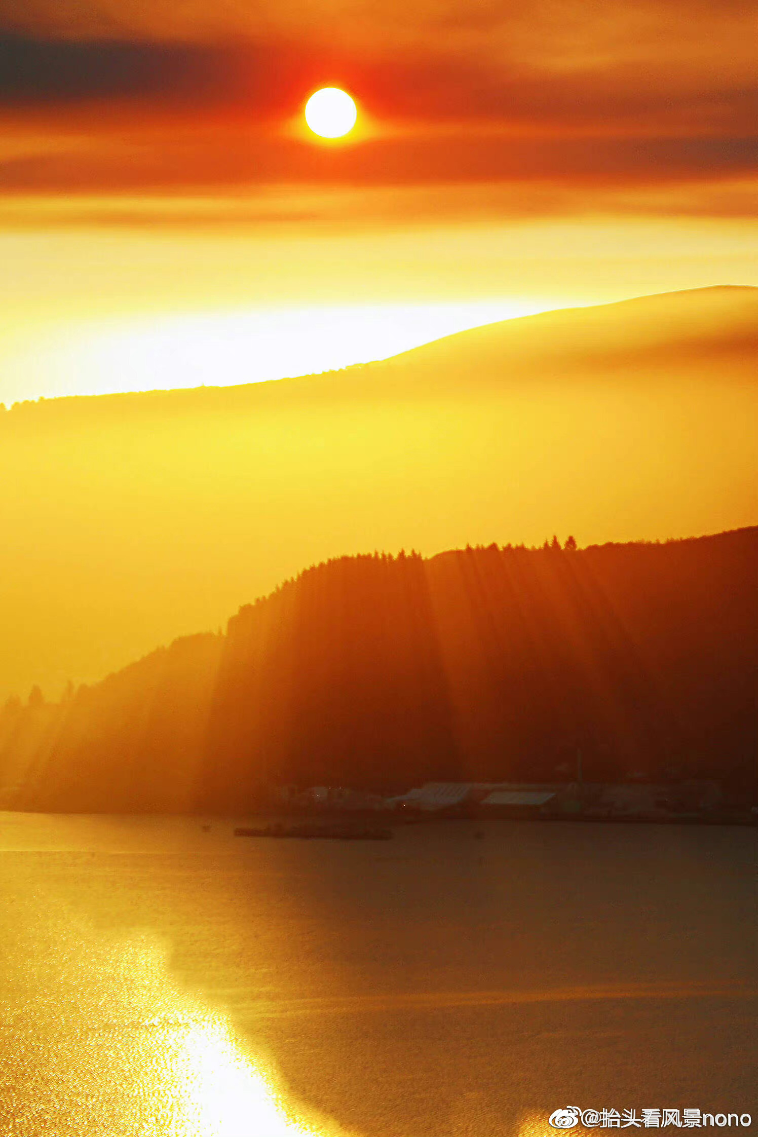 有些风景震撼大气, 而有些风景灵动静美, 记……__财经头条