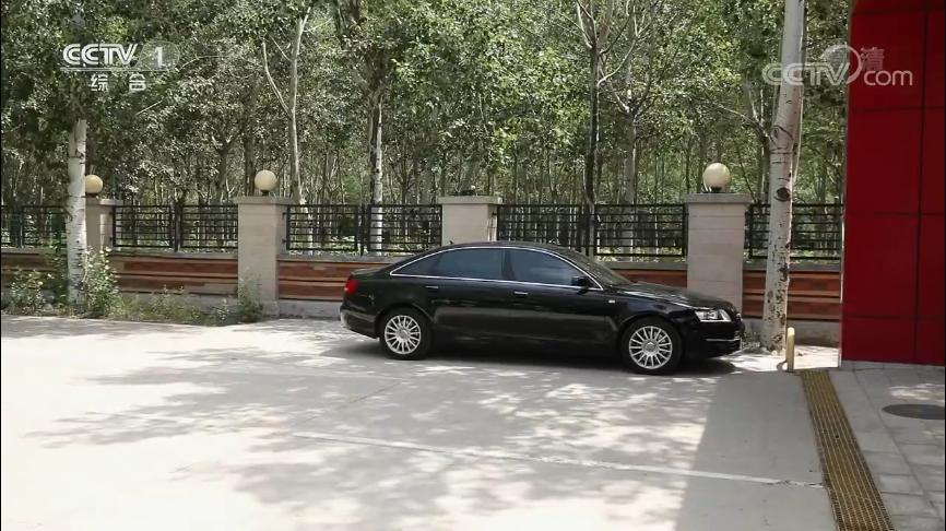 痛心！3岁女童被锁车内身亡，秋凉了家长很容易犯这个错误休闲区蓝鸢梦想 - Www.slyday.coM