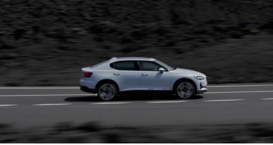 欧美风遇到中国风，极星2对比小鹏P7，谁才是年轻人的菜？